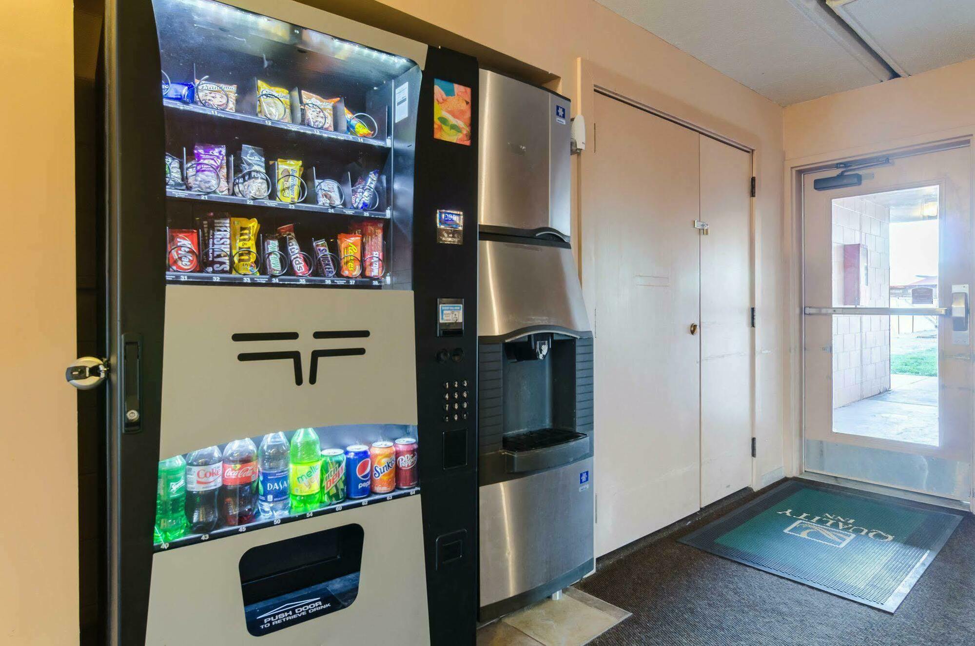Quality Inn & Suites Ogallala Luaran gambar